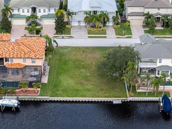 316 Manatee Ln Lot 15, Tarpon Springs, FL 34689