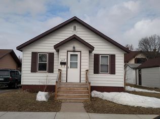242 3rd Ave SW, Perham, MN 56573