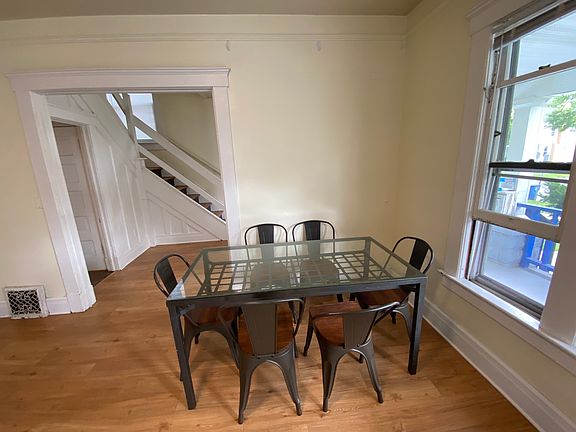3rd image of 1026 Church St