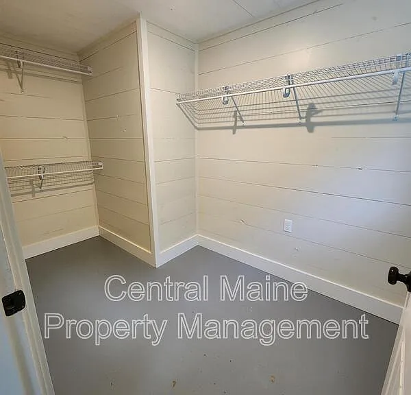 109 S Reynolds Rd — Photo 30