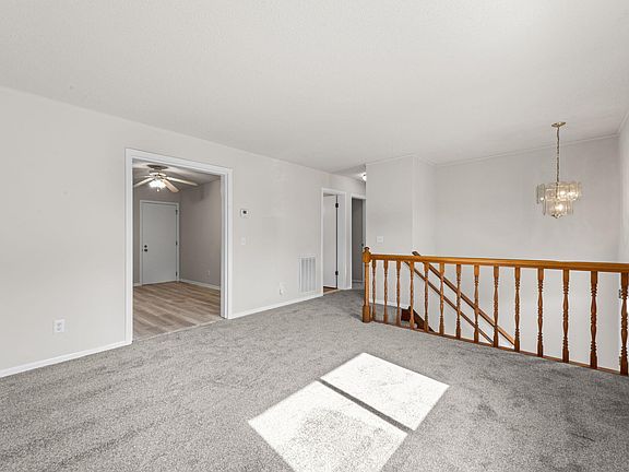 5th image of 38116 Hixford Pl