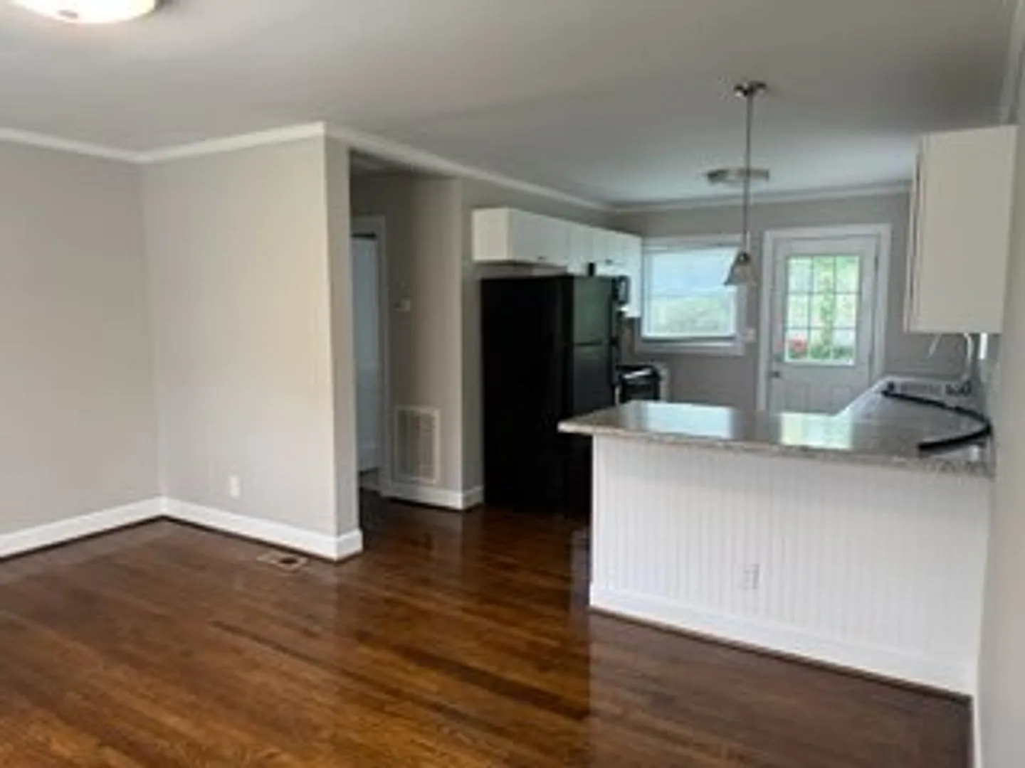 Charming Two Bedroom Home In Smallwood — Photo 4