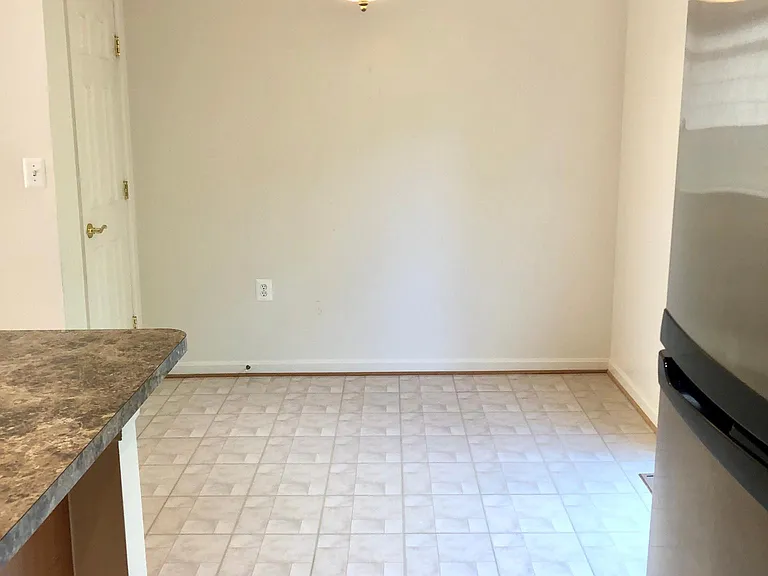 Breakfast Nook & Pantry