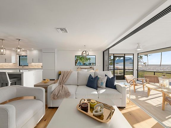 3rd image of 25 Beach Homes