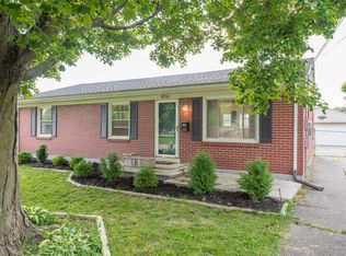 7711 Bluebonnet Rd, Louisville, KY 40258