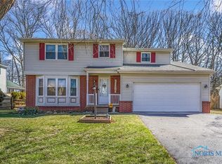 5864 Meadowvale Dr, Toledo, OH 43613