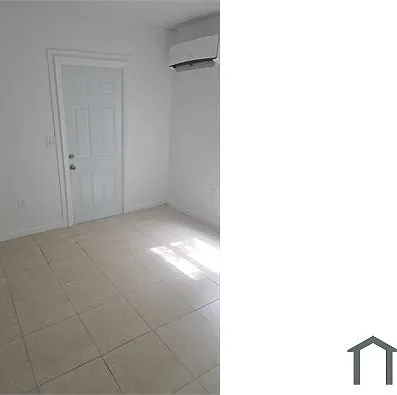 1910 Garfield St #4 — Photo 2