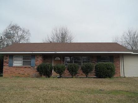 1st image of 304 Kimberly Dr
