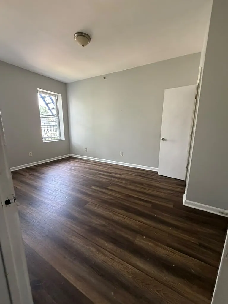 2 bed, 800 sqft, $1,695 — Photo 2
