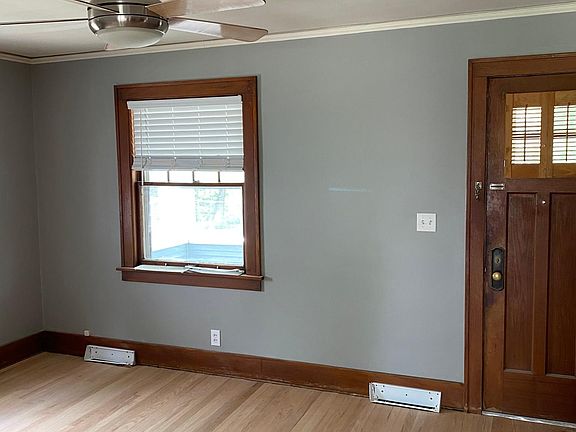 3rd image of 6312 Woolworth Ave