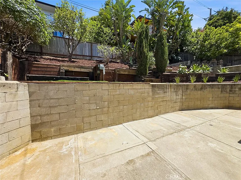2234 Santa Ynez Ave — Photo 23