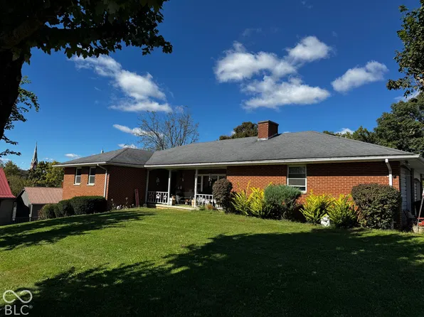 22111 Water St, Oldenburg, IN 47036