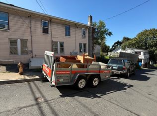 32 Ridge St FLOOR 1, Waterbury, CT 06706