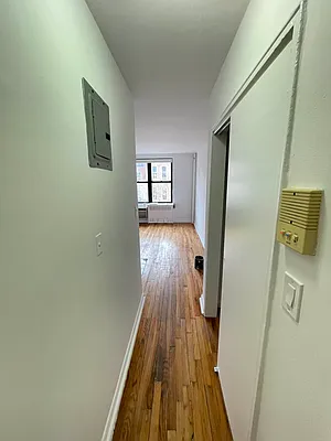 Rented by Best Apartments North Inc | media 25