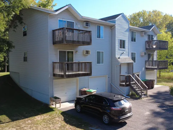 240 Hallam Ave S, Saint Paul, MN 55115