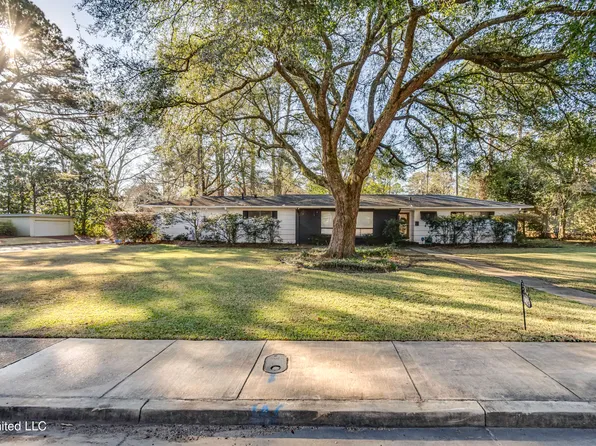 1429 E Northside Dr, Jackson, MS 39211