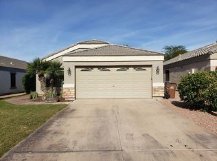 1300 E Bradstock Way, San Tan Valley, AZ 85140