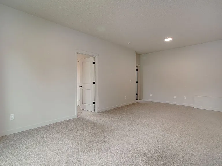 13000 NE 24th Cir — Photo 19