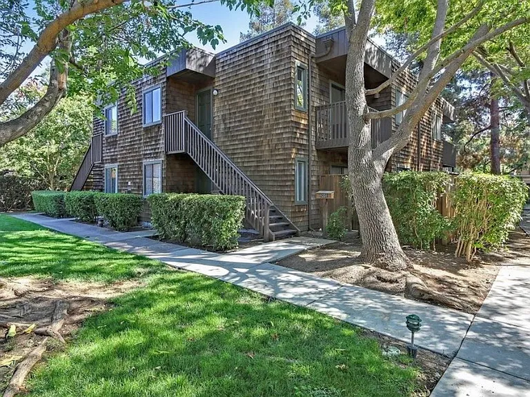 1158 Honey Trl — Photo 22