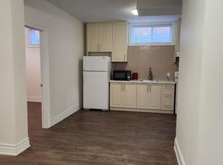 33 Scarborough Golf Club Rd, Toronto, ON M1M 3C6