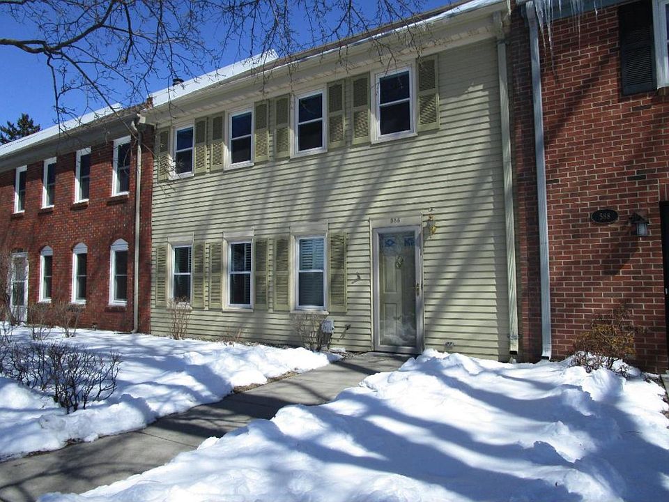 1st image of 586 Maple Park Dr