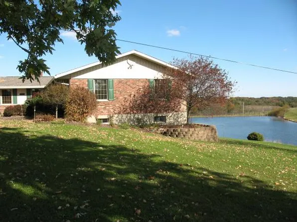 13727 Grace Ln, Moores Hill, IN 47032