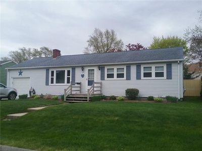 110 Lake St, Cranston, RI, 02910