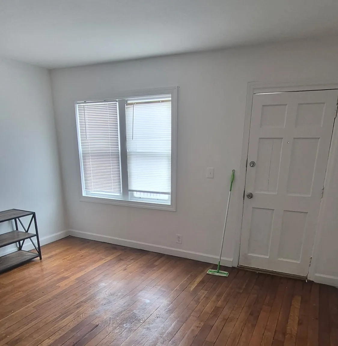2 bed, 100 sqft, $1,550 — Photo 1