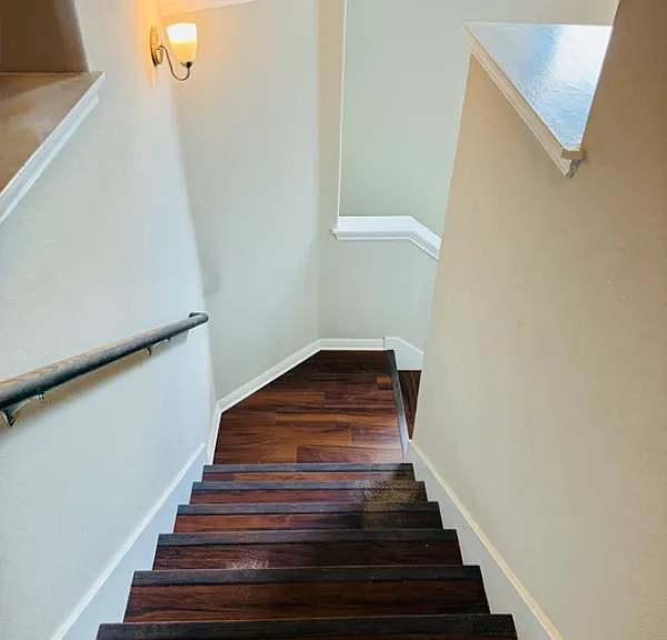 400 Eagle Brook Ln — Photo 3