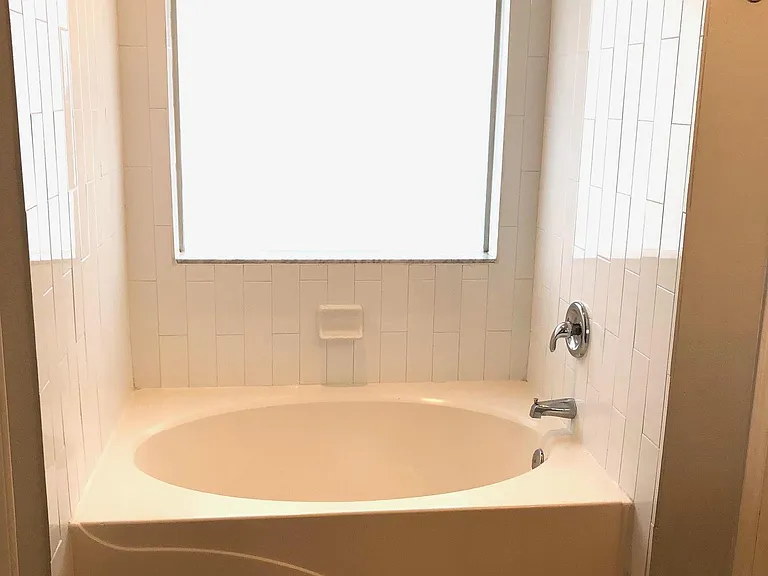 5617 Wellston Dr — Photo 17