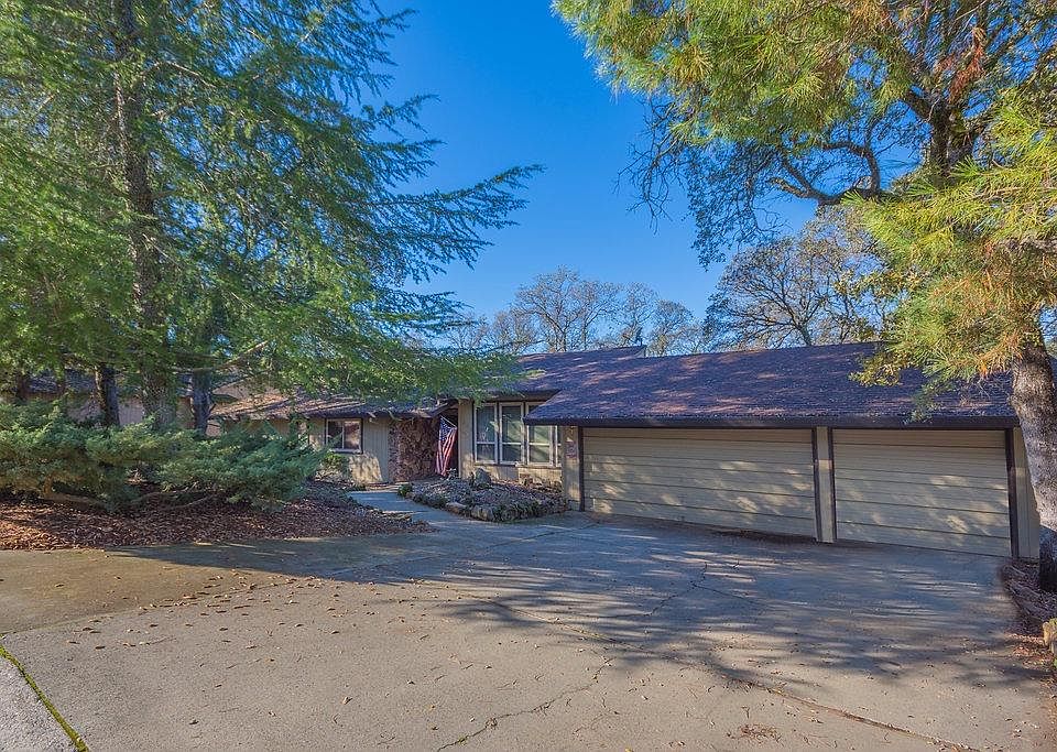 1st image of 831 Stoneman Way