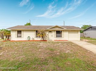 2104 Watts Dr, Mims, FL 32754