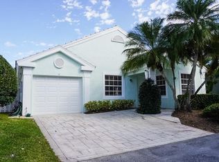 48 Admirals Ct, Palm Beach Gardens, FL 33418