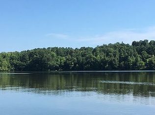 Bass Bay Cir, Big sandy, TN 38221