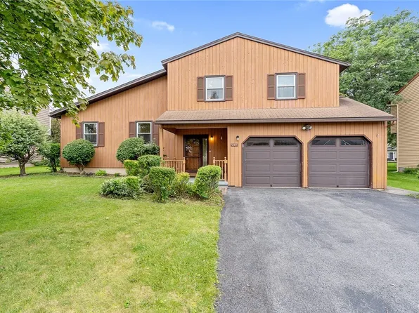 7774 Bainbridge Dr, Liverpool, NY 13090