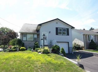 201 Thelma Ter, Linden, NJ 07036
