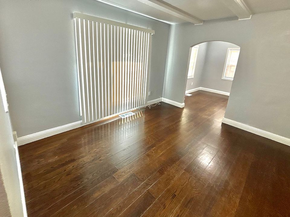 1st image of 800-804 East St