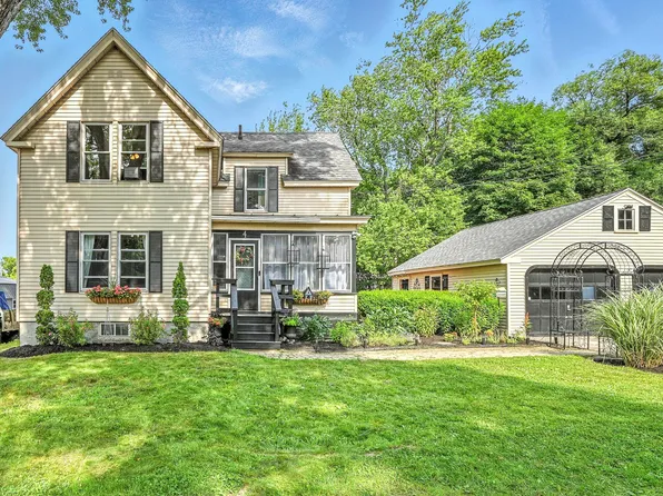 4 Hillcrest Street, Waterville, ME 04901