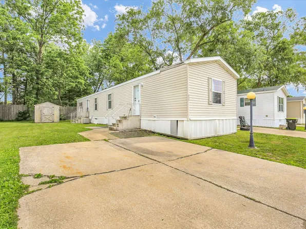 2133 Monroe Dr, Urbana, IL 61802