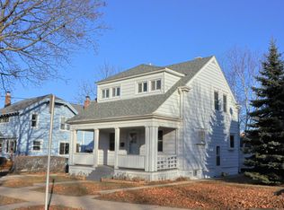 2786 S Linebarger Ter, Milwaukee, WI 53207