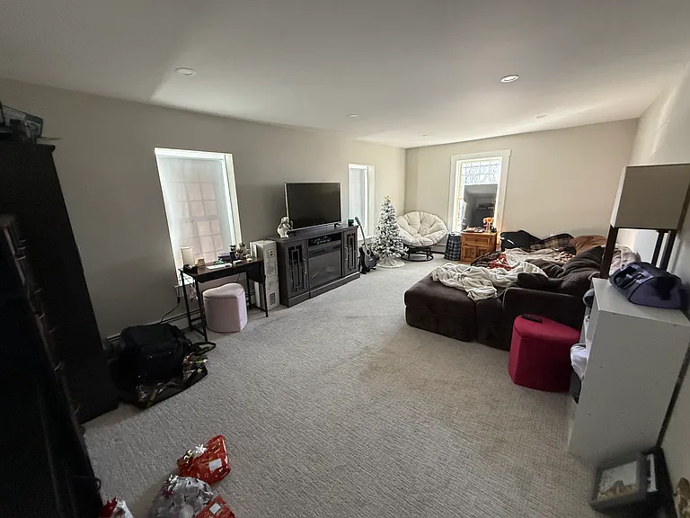 11 Pleasant St #1 — Photo 7