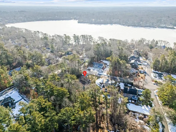 233 Pinecrest Beach Drive, Teaticket, MA 02536