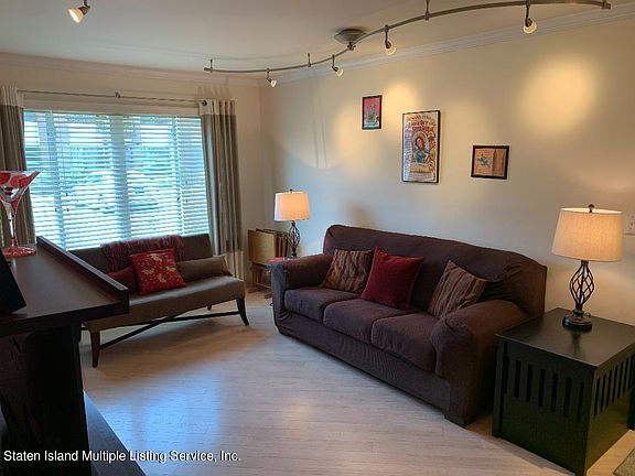 5th image of 623 Laconia Ave APT C