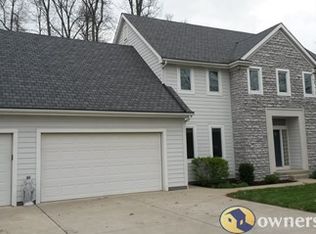 10174 Sylvian Dr, Dublin, OH
