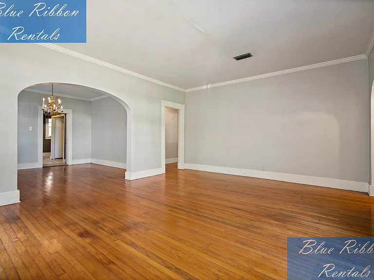 31 S Carlen St — Photo 4
