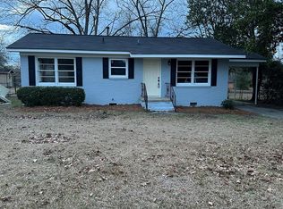 134 Grove Ave, Fitzgerald, GA 31750