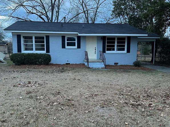 134 Grove Ave, Fitzgerald, GA 31750