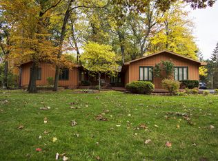 32 Agate Way, Williamston, MI 48895