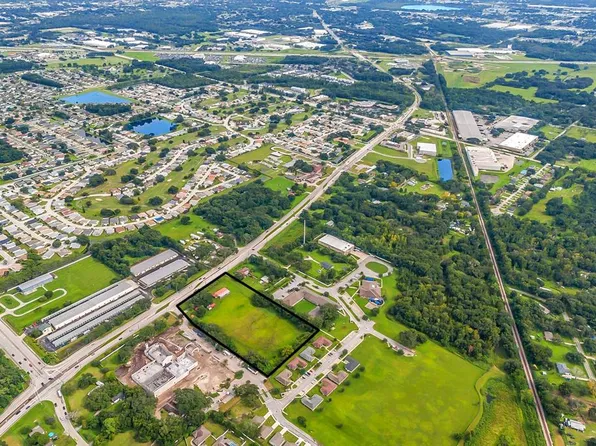 3720 Kathleen Rd, Lakeland, FL 33810