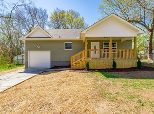 2006 Rogers Rd, Rossville, GA 30741